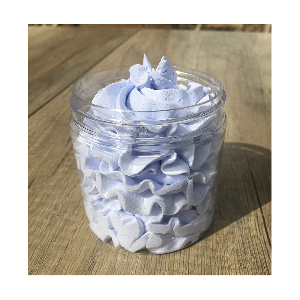 Pierre de Lapis Lazuli sur fond blanc